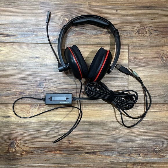 TURTLE BEACH EARFORCE P11 Gaming Headset Amplified Stereo Microphone Tested - Picture 2 of 6